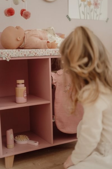 Slika Drveni stol za previjanje lutaka - Little Dutch