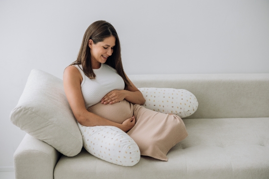 Slika Jastuk za trudnicu i dojilju glitter listići 87219 BUBABA BY FREEON