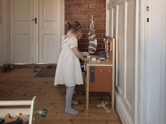 Slika Dječji radni stol i kovčeg sa alatom - Kid's Concept