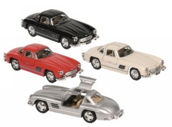 Slika Igračka Metalni Auto Mercedes-Benz 13 cm - Mix Goki 