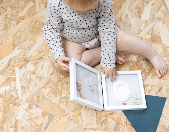 Slika Okvir s otiskom Simple Frame - White Tiny Love