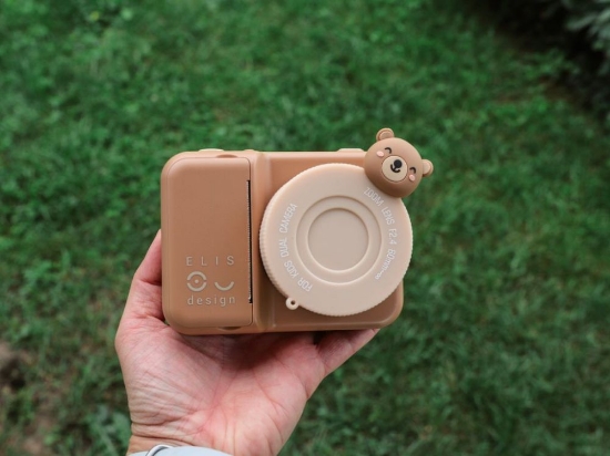 Slika Kids camera with print Bear - brown