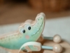 Slika Drvena igračka na povlačenje – bubnjajući krokodil