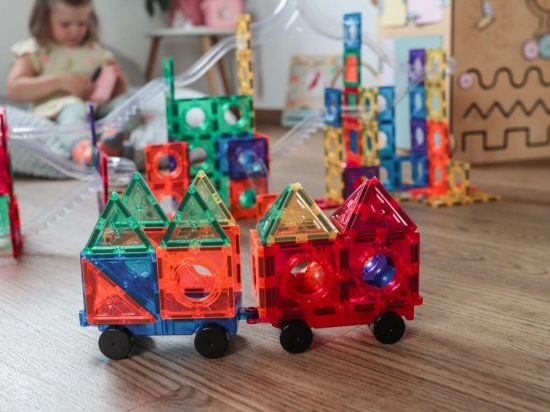 Slika Magnetski građevni set EliFix Fresh – kuglična staza, 222 dijela + svjetleće kuglice