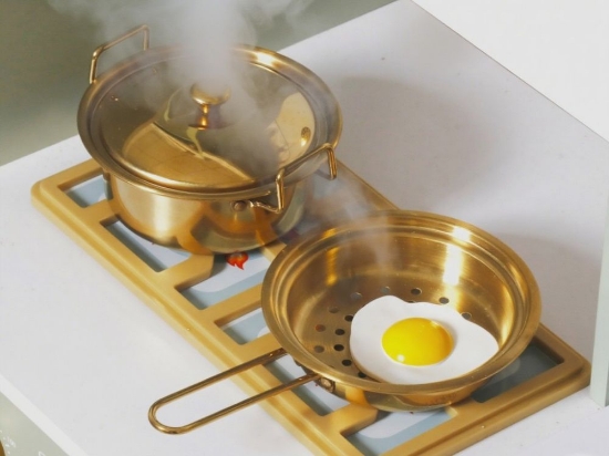 Slika Dječja drvena kuhinja s vodom i parom – zelena