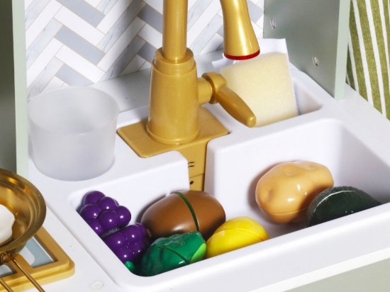 Slika Dječja drvena kuhinja s vodom i parom – zelena