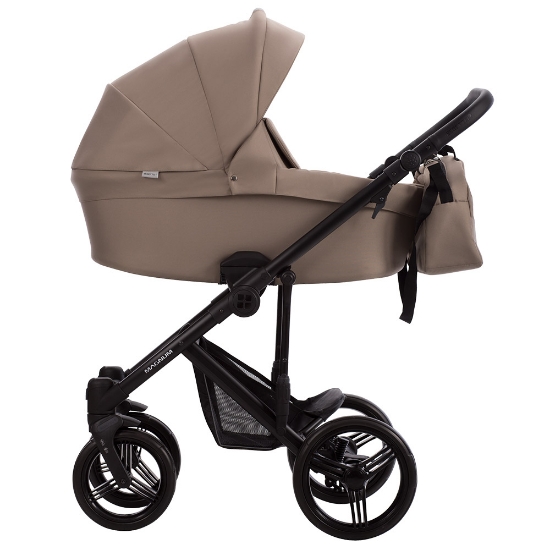 Slika Dječja kolica Bebetto Magnum Light 01/CZA 4u1 B