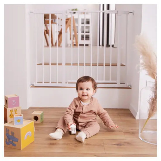 Slika Zaštitna ograda za vrata i stepenice Open N Stop 2 Set + 9 cm – bijela Hauck 