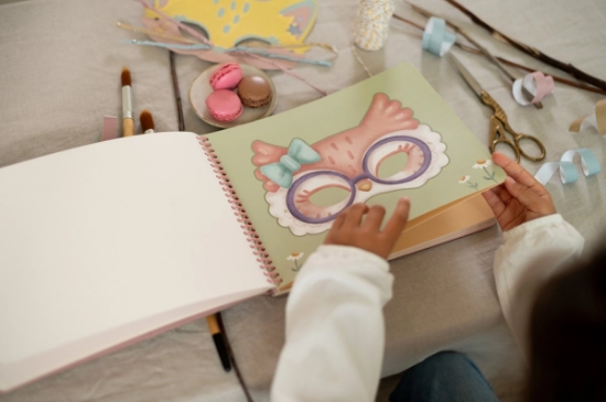 Slika Knjiga sa škarama Rosa & Friends - Little Dutch