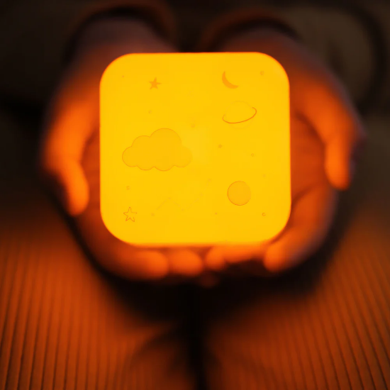 Slika Noćno svjetlo Svemir - Cloud B Cube B 