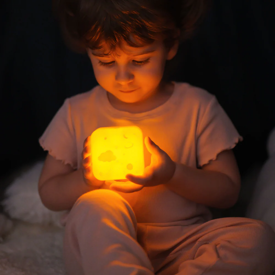 Slika Noćno svjetlo Svemir - Cloud B Cube B 