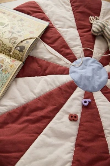 Slika Podloga za igru, Circus red - Kid's Concept