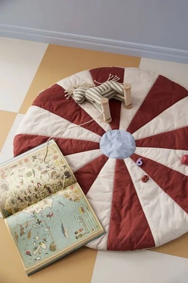 Slika Podloga za igru, Circus red - Kid's Concept