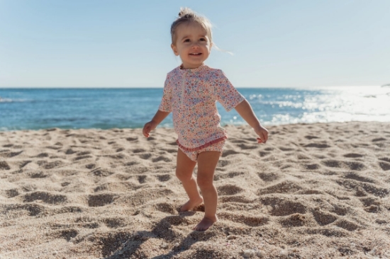 Slika Dječja majica za plivanje Dreamy Flowerfield 98/104 - Little Dutch