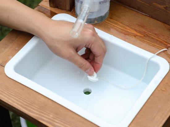 Slika Povišeni pješčanik na nogama