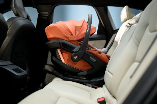 Slika Autosjedalica Coral Slide Pro, Grupa 0+ (0-13 kg) (40-87 cm) - Copper Terra Maxi-Cosi 