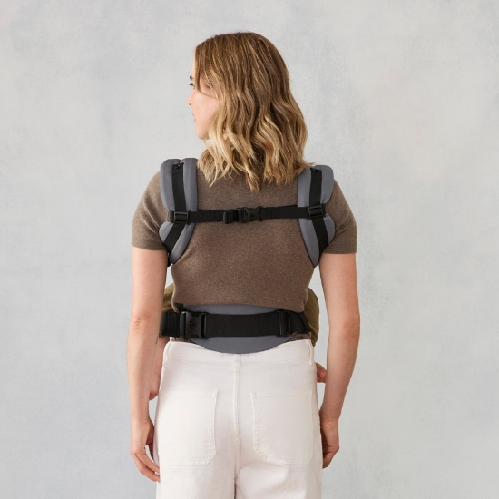 Slika Ergobaby Omni Classic Mesh nosiljka Charcoal Grey