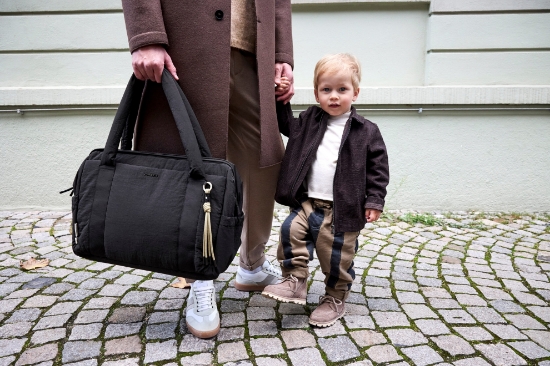 Slika Yula Weekender Torba za pelene Crna Lässig 