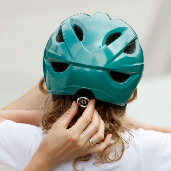 Slika Kaciga Spruce Green, M - Bentley