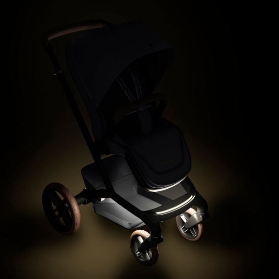 Slika Košara Fame - Moon Graphite Maxi-Cosi