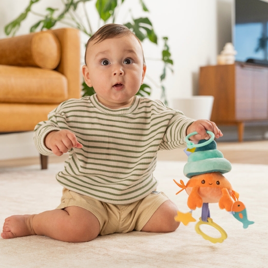 Slika Plišana zvečka i grickalica Pull & Shake Jittery Pal - Hermit Crab Infantino 