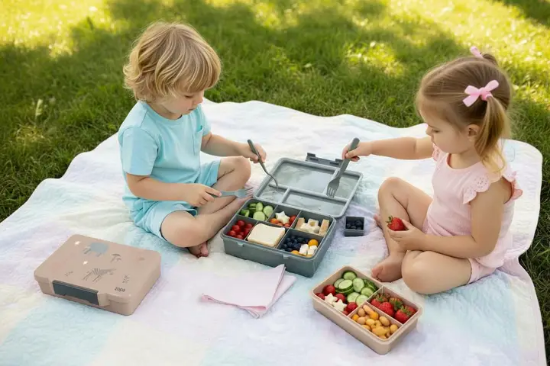 Slika Lunch Box 1330 ml – kutija za obrok s više pretinaca i priborom za jelo Mountains Zopa 
