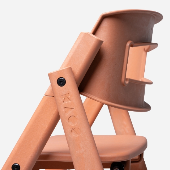Slika Klapp Dječja stolica, reciklirana plastika, Mocca Brown KAOS 