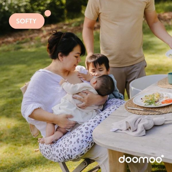 Slika Jastuk za dojenje, Leopard Cream - Doomoo