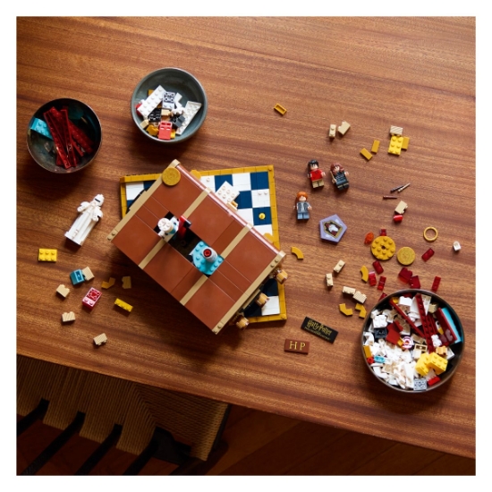 Slika LEGO® HARRY POTTER™ 76466 Kamen mudraca™ – kolekcionarsko izdanje