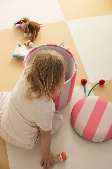 Slika Dječji tabure s prostorom za pohranu, Pink - Kid's Concept