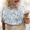 Slika Podbradnik - Garden Leo Toile Bow