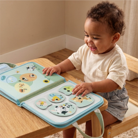 Slika Edukativna knjiga Grow & Play Busy Book - Farmers Funday Tiny Love 