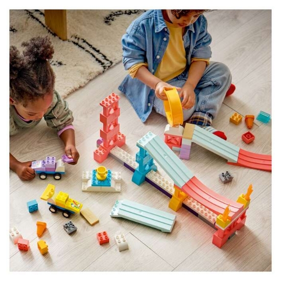 Slika LEGO® DUPLO® 10478 Kreativne 3 u 1 rampe s vozilima