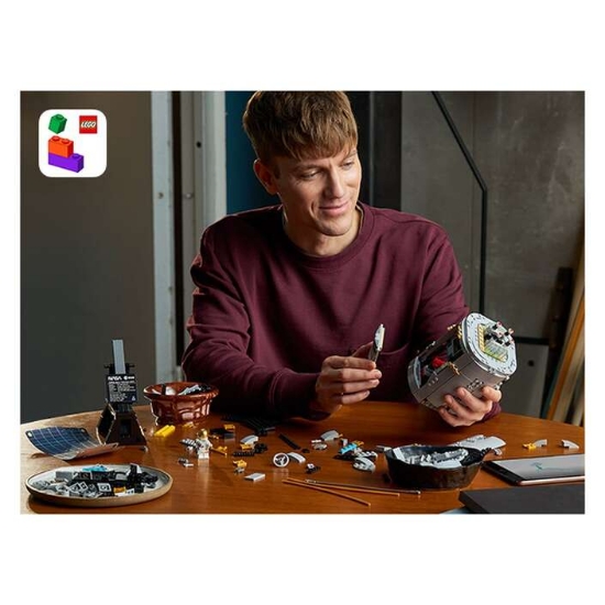 Slika LEGO® ICONS 11382 Hubbleov svemirski teleskop