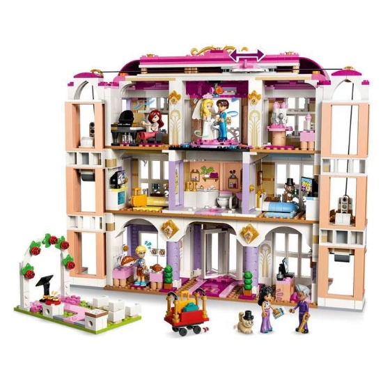 Slika LEGO® FRIENDS 42704 Hotel Grand u Heartlake Cityju