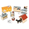 Slika Drveni Pet Shop u prijenosnom koferu, set od 23 dodataka Ecotoys 