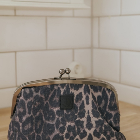 Slika Toaletna torbica – Leopard