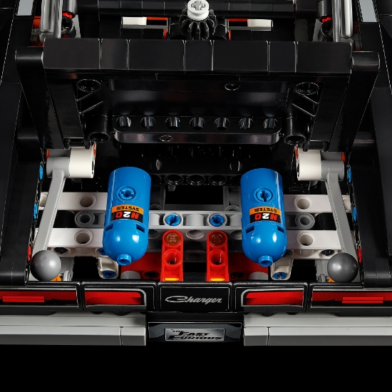 Slika LEGO® TECHNIC™ 42231 Fast and Furious: Auto Dodge Charger R/T