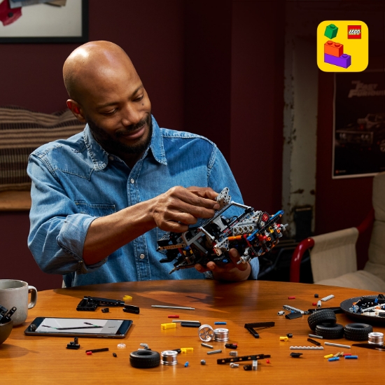 Slika LEGO® TECHNIC™ 42231 Fast and Furious: Auto Dodge Charger R/T