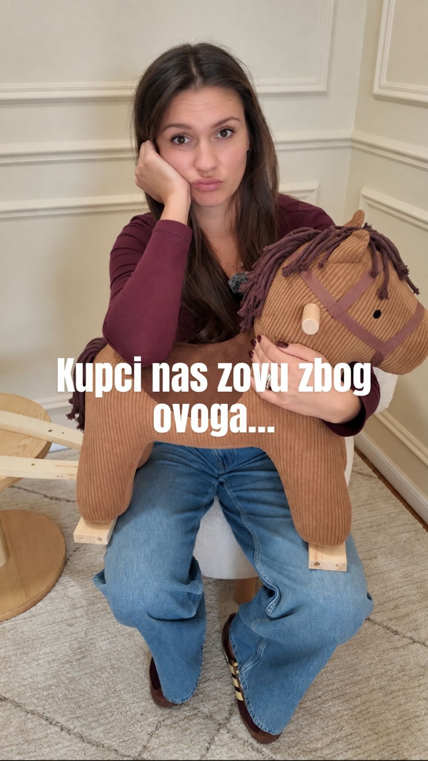 Jedan kratki, ali vrlo koristan video. Kako složiti Kid’s Concept konjića? 🐴Evo što je najčešće mučilo naše kupce. Pogledajte video, možda i vama zatreba! 👀🔧