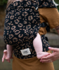 Slika Nosiljka Carry & Bloom Jacquard Mama Hangs 