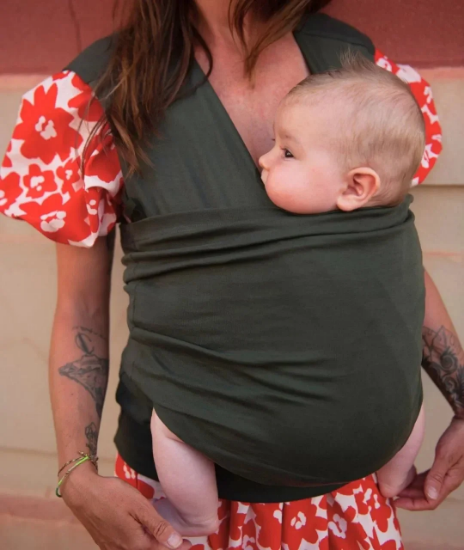 Slika Ergonomska nosiljka za bebe Carry & Pack Mama Hangs 