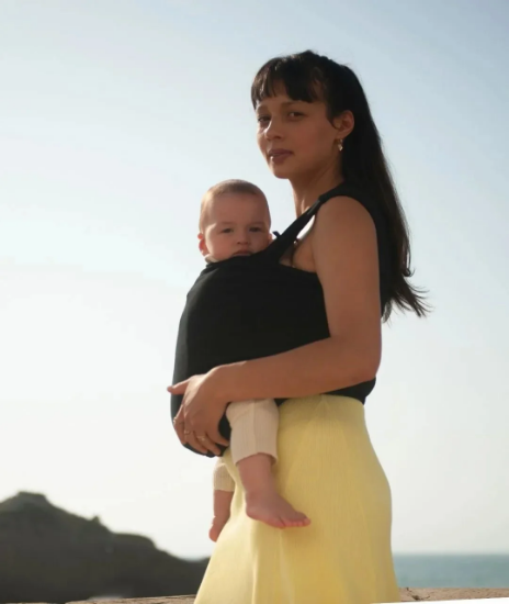 Slika Ergonomska nosiljka za bebe Carry & Pack Mama Hangs 